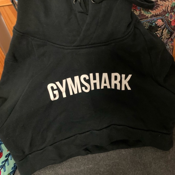 Small Gymshark crop top hoodie - Picture 2 of 2